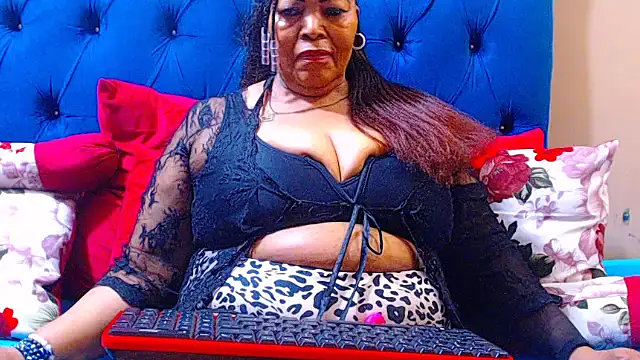Snapshot of ebonycandy10 chatting on 10-01-25, 06:19 ebonycandy10 online show from 10-01-25, 06:19