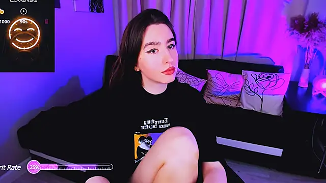 Snapshot of Lily_xBabe chatting on 12-18-24, 01:45 Lily xBabe online show from 12-18-24, 01:45