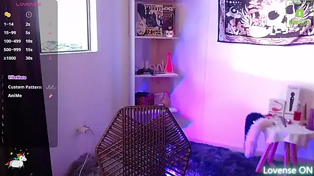 sweetcoralinee online show from 09-18-25, 10:12