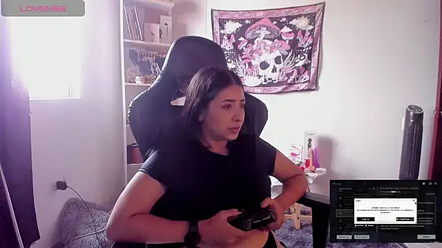 sweetcoralinee online show from 10-15-25, 03:45