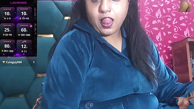 Sexy komolika online show from 11-21-25, 04:05