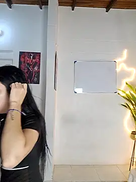 royalgirls x online show from 03-12-26, 01:01