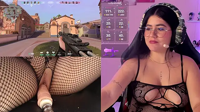 DanielaHang online show from 01-29-25, 04:08