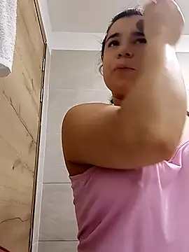 Snapshot of ThaniaJones chatting on 09-22-25, 10:39 ThaniaJones online show from 09-22-25, 10:39