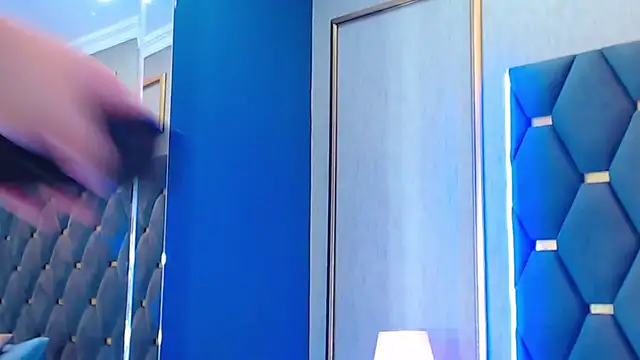 Snapshot of ThaniaJones chatting on 11-01-25, 12:07 ThaniaJones online show from 11-01-25, 12:07