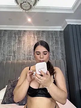 ThaniaJones online show from 02-13-26, 12:12