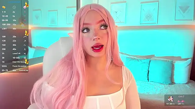 Kloe Raize online show from 12-17-24, 08:54