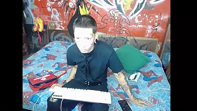 Snapshot of deivid_estrada chatting on 02-10-25, 04:04 deivid estrada online show from 02-10-25, 04:04
