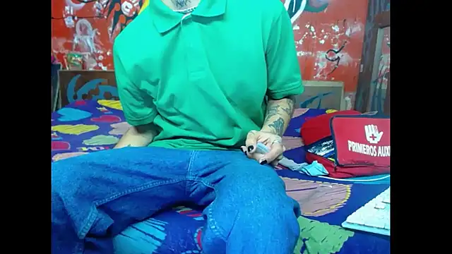 Snapshot of deivid_estrada chatting on 03-20-25, 03:58 deivid estrada online show from 03-20-25, 03:58