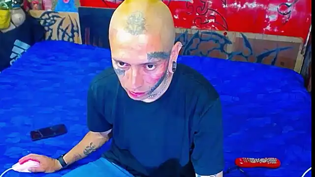 deivid estrada online show from 11-11-25, 04:07