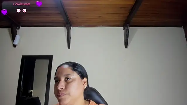 Snapshot of EmiliWilliams chatting on 09-14-25, 10:42 EmiliWilliams online show from 09-14-25, 10:42