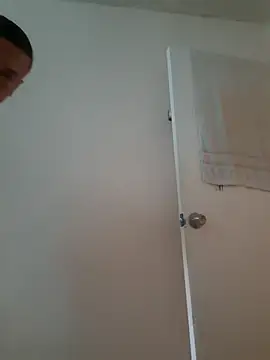 andresbigcock9 online show from 10-26-25, 09:42