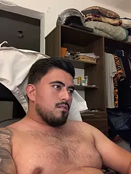 Snapshot of Rubens8866 chatting on 03-21-25, 05:21 Rubens8866 online show from 03-21-25, 05:21