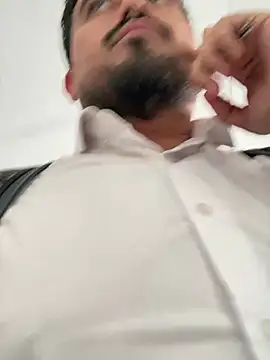 Snapshot of Rubens8866 chatting on 03-21-25, 02:40 Rubens8866 online show from 03-21-25, 02:40