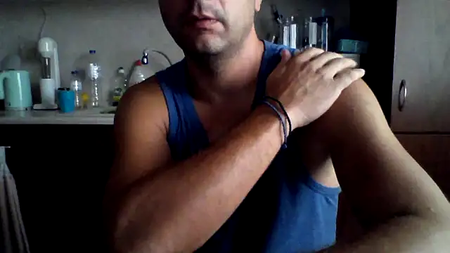 Snapshot of BillysGreece chatting on 09-17-25, 07:32 BillysGreece online show from 09-17-25, 07:32