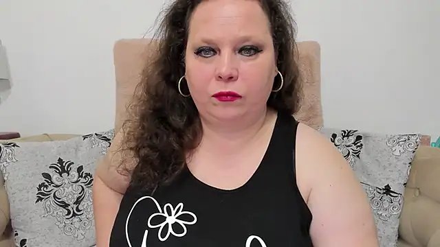 Snapshot of KarolineJoyy chatting on 02-27-26, 07:47 KarolineJoyy online show from 02-27-26, 07:47