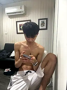 mumuowl online show from 10-07-25, 04:26