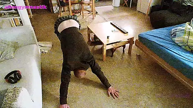 Snapshot of BongChannel chatting on 01-11-25, 03:42 BongChannel online show from 01-11-25, 03:42