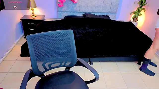 Lana stone  online show from 09-09-25, 03:50