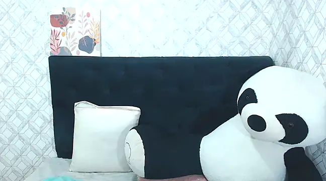 Emma-Wilson online show from 02-06-25, 11:43