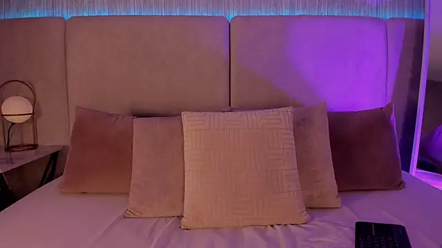 MALENA-ANGEL online show from 10-15-25, 09:04