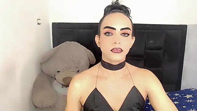 Snapshot of Michell_Queen chatting on 01-21-25, 11:13 Michell Queen online show from 01-21-25, 11:13