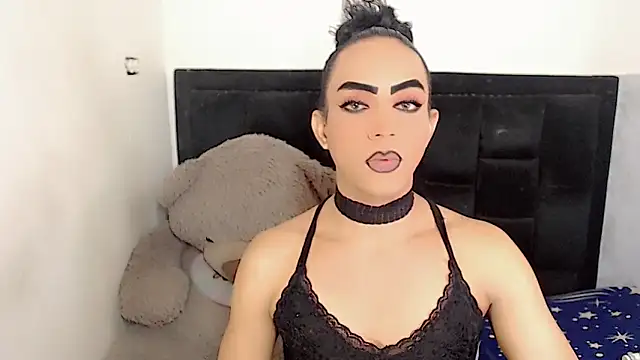Snapshot of Michell_Queen chatting on 01-27-25, 02:53 Michell Queen online show from 01-27-25, 02:53