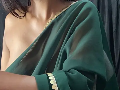 Snapshot of Sexy_trisha__7 chatting on 03-08-25, 10:45 Sexy trisha 7 online show from 03-08-25, 10:45