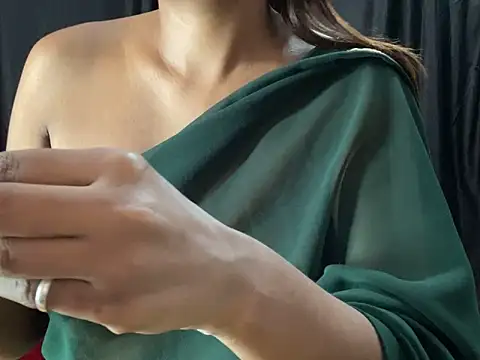 Snapshot of Sexy_trisha__7 chatting on 03-21-25, 08:50 Sexy trisha 7 online show from 03-21-25, 08:50