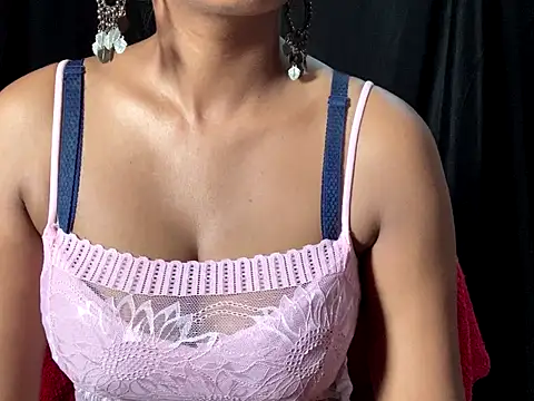 Snapshot of Sexy_trisha__7 chatting on 09-20-25, 05:47 Sexy trisha 7 online show from 09-20-25, 05:47