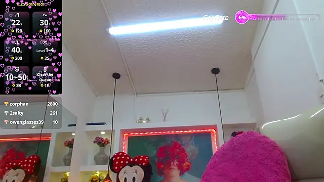 Snapshot of lorenapinto chatting on 02-24-25, 01:57 lorenapinto online show from 02-24-25, 01:57