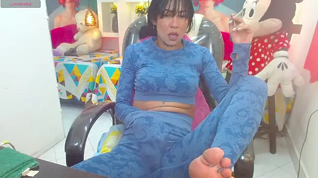 Snapshot of lorenapinto chatting on 03-12-25, 01:30 lorenapinto online show from 03-12-25, 01:30