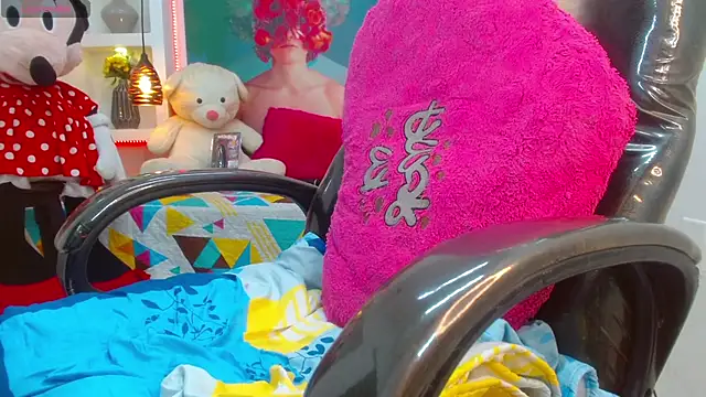 Snapshot of lorenapinto chatting on 03-13-25, 12:27 lorenapinto online show from 03-13-25, 12:27