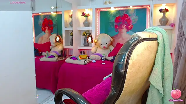 Snapshot of lorenapinto chatting on 11-04-25, 01:27 lorenapinto online show from 11-04-25, 01:27