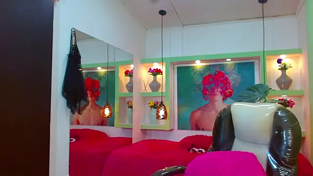 Snapshot of lorenapinto chatting on 11-25-25, 02:33 lorenapinto online show from 11-25-25, 02:33