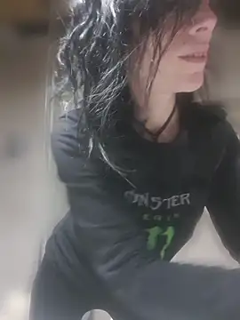 freyamoret online show from 03-24-26, 04:39