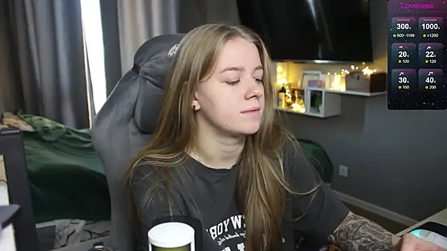 candy maggie online show from 12-18-24, 09:25