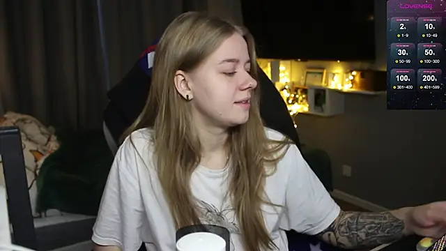 candy maggie online show from 12-27-24, 06:57