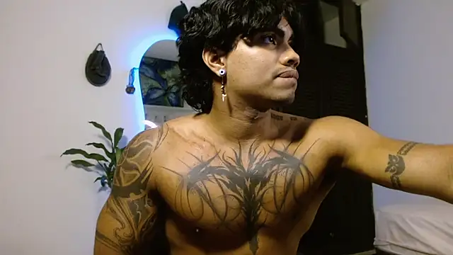 Young laroi online show from 12-04-24, 08:56