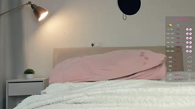 KateDolphin online show from 01-12-25, 10:22