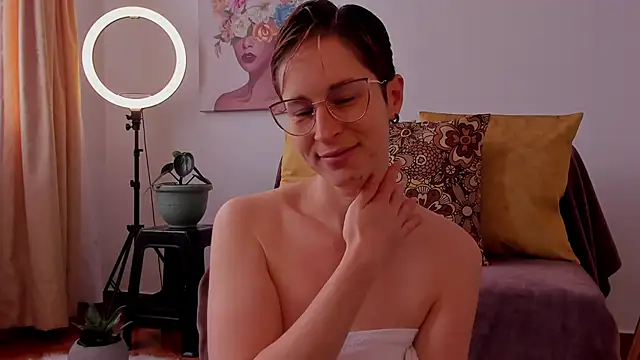 cuddlingbunny online show from 02-23-25, 03:18