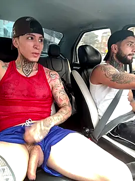 Snapshot of _Tomy08calderon chatting on 09-20-25, 03:57  Tomy08calderon online show from 09-20-25, 03:57