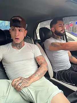 Snapshot of _Tomy08calderon chatting on 10-11-25, 09:24  Tomy08calderon online show from 10-11-25, 09:24