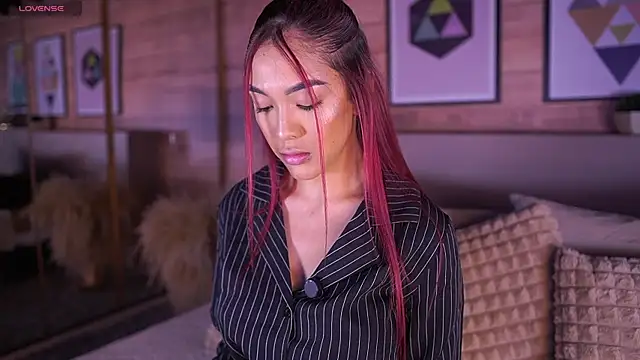 Snapshot of AmmyScott chatting on 11-21-25, 07:56 AmmyScott online show from 11-21-25, 07:56