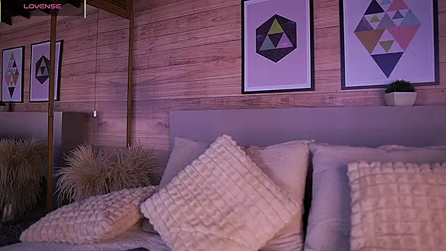 Snapshot of AmmyScott chatting on 11-28-25, 07:27 AmmyScott online show from 11-28-25, 07:27