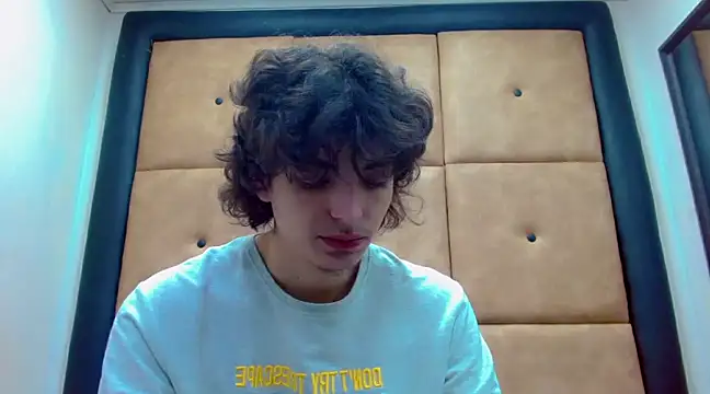 Sr BonnyEthan online show from 12-16-24, 01:32