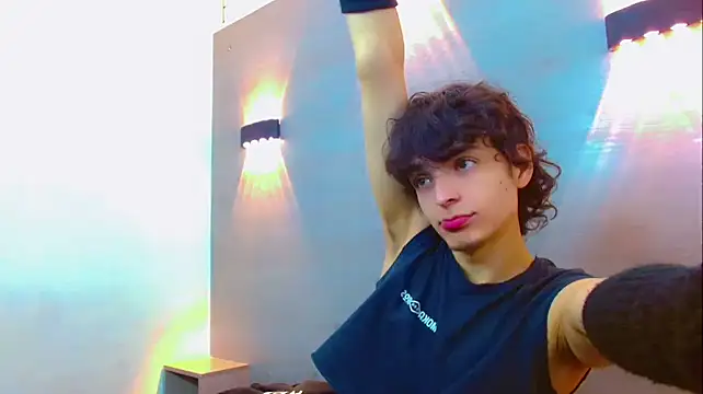 Sr BonnyEthan online show from 01-19-26, 01:48