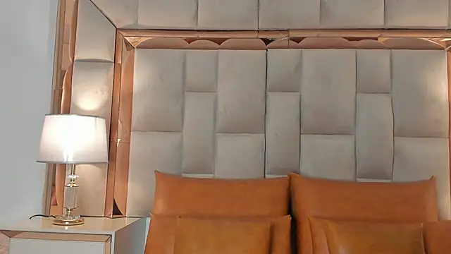 DaraBeckett online show from 09-11-25, 11:43