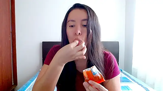 emely sexx20 online show from 10-21-25, 01:34