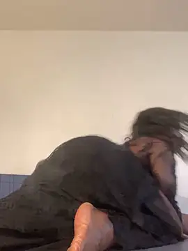 Snapshot of vixenpaisley2 chatting on 02-20-25, 06:35 vixenpaisley2 online show from 02-20-25, 06:35